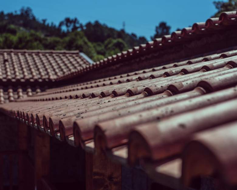 Roofing service